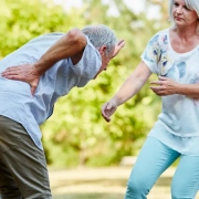 Colpo della strega: cosa fare quando il mal di schiena ti blocca all’improvviso