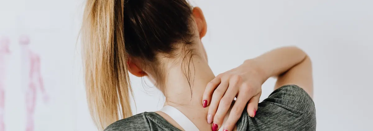 Quel chiodo fisso tra le scapole capire e affrontare la dorsalgia